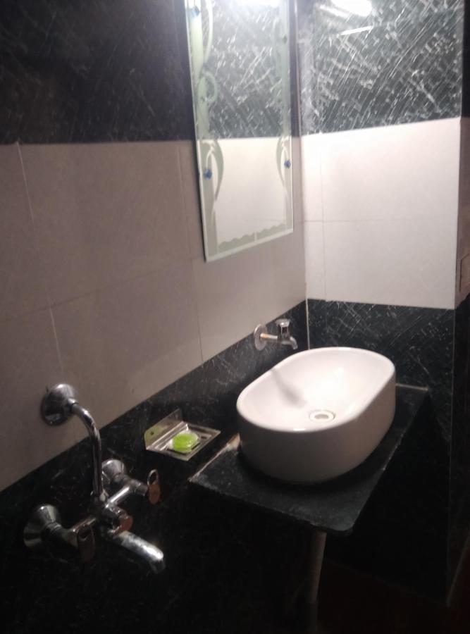 Corbett Bhavesh Home Stay Jhirna Екстер'єр фото