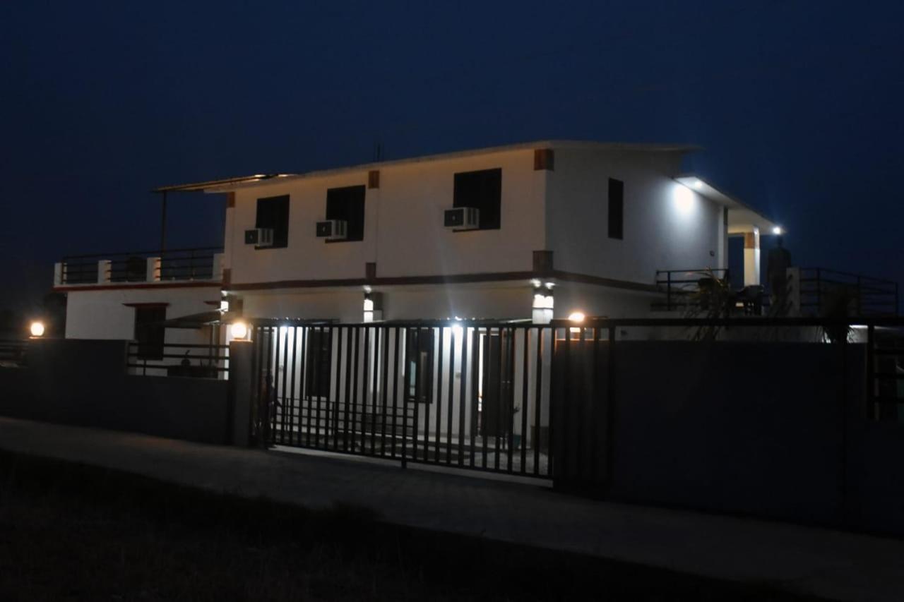 Corbett Bhavesh Home Stay Jhirna Екстер'єр фото